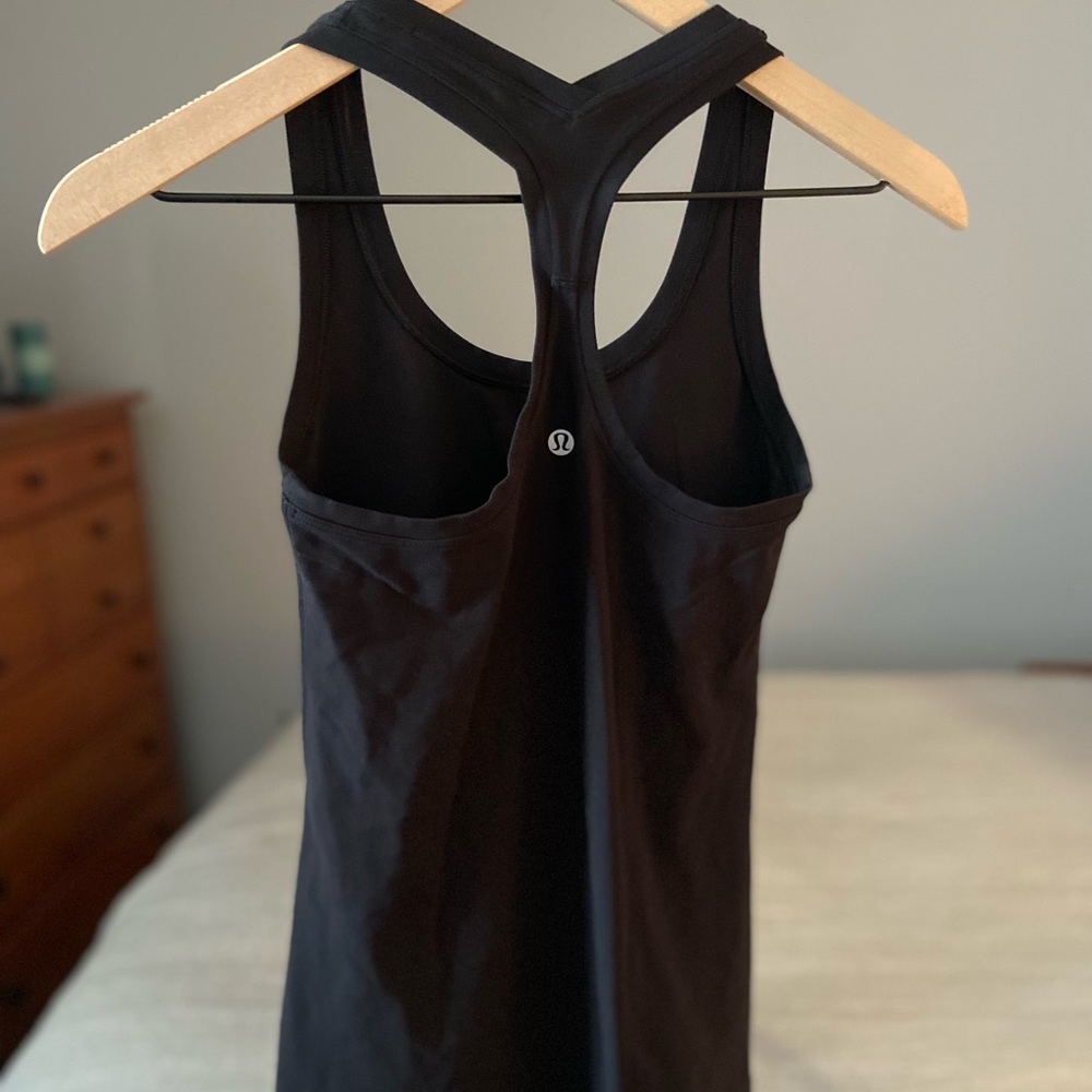 Black Lululemon Razorback